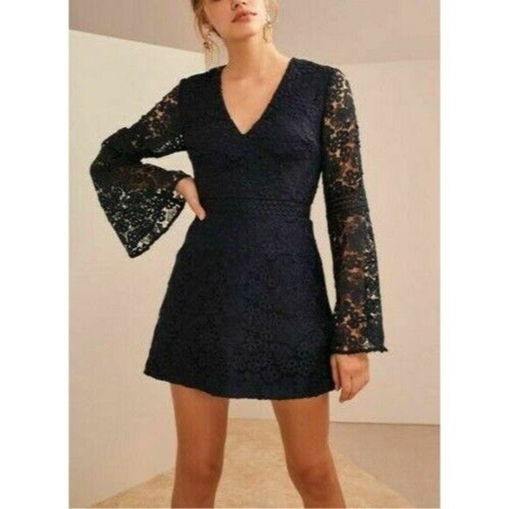 NWT Keepsake Utopia Lace Dress - size M
